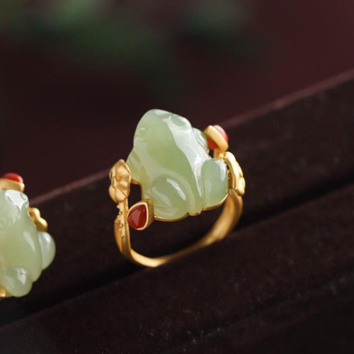 Green jade frog rings - green,